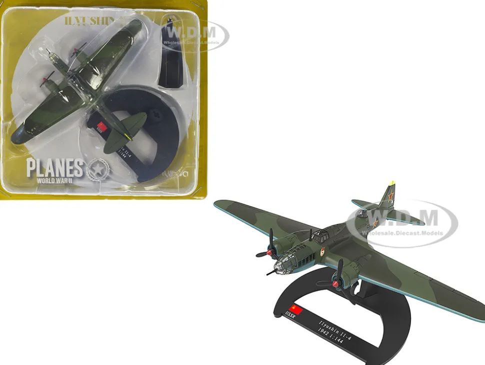 Ilyushin IL 4 Bomber Aircraft Soviet Baltic Fleet Guards Regiment 1942 Planes of World War II Series 1/144 Diecast Model Airplane Luppa LCM008