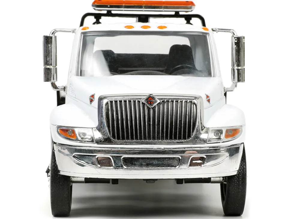 International DuraStar 4400 Flatbed Tow Truck White 1/24 Diecast Model Jada 34040