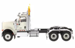 International HX520 Day Cab Tandem Tractor White 1/50 Diecast Model Diecast Masters 71001