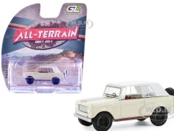1967 International Scout 800 Sportop Cream with Brown Stripes and White Top 