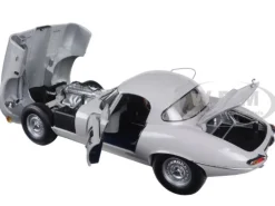 1963 Jaguar Lightweight E-Type #47 "Coombs 4 WPD" 1/18 Diecast Model Car Paragon Models 98341