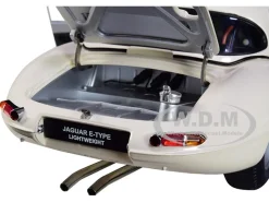 Jaguar Lightweight E Type Roadster RHD Right Hand Drive White 1/18 Model Car Autoart 73649