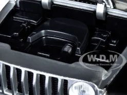 2020 Jeep Gladiator Pickup Truck Silver Black Top Fast & Furious Series 1/24 Diecast Model Car Jada 31984
