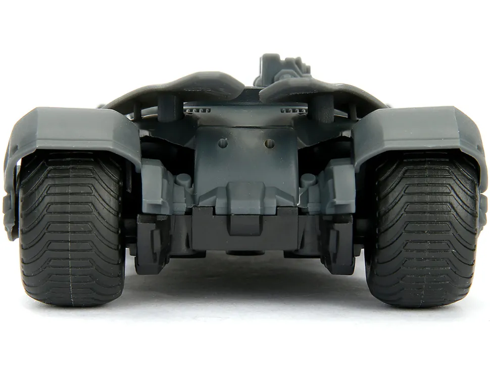Justice League Movie Batmobile 1/32 Diecast Model Car Jada 99230