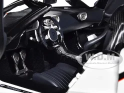 Koenigsegg Regera White Black Carbon Red Stripes 1/18 Model Car Autoart 79027