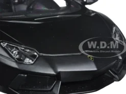 Lamborghini Aventador LP 700-4 Roadster Matt Black 1/24 Diecast Model Car Maisto 31504