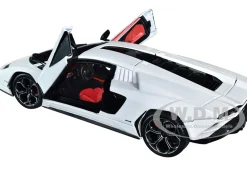 Lamborghini Countach LPI 800-4 White 1/24 Diecast Model Car Bburago 21102WHLamborghini Countach LPI 800-4 White 1/24 Diecast Model Car Bburago 21102WH