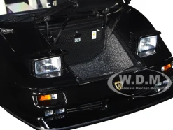 Lamborghini Diablo SE30 Deep Black Metallic 1/18 Model Car Autoart 79159