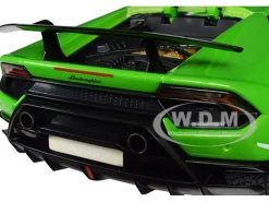 Lamborghini Huracan Performante Metallic Green 1/18 Diecast Model Car Maisto 31391