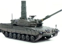 Leopard 2A4 Main Battle Tank with Snorkel 