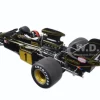 Lotus 72E 1973 Emerson Fittipaldi #1 with Driver Figure in Cockpit 1/18 Model Car Autoart 87328