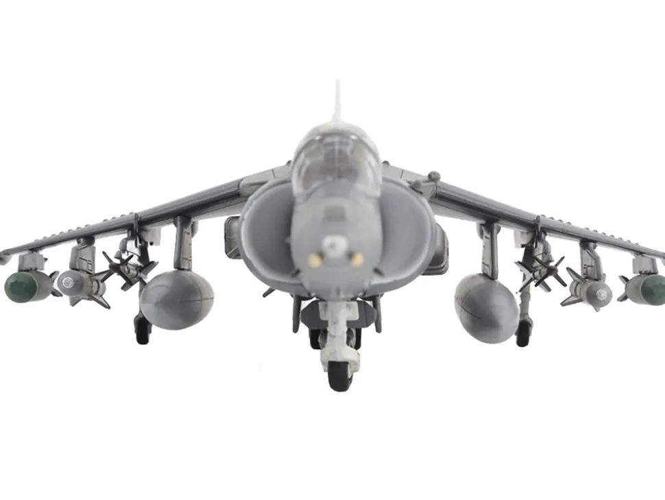McDonnell Douglas AV-8B/British Harrier II GR.9A Aircraft "41 (R) Squadron, RAF Coningsby Air Base" (2006) Royal Air Force "Air Power Series" 1/72 Diecast Model by Hobby Master
