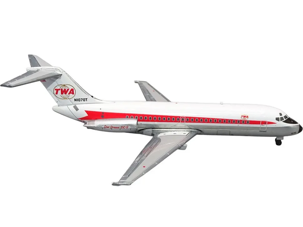 McDonnell Douglas DC-9-15 Commercial Aircraft "Trans World Airlines" (N1067T) White with Red Stripes 1/400 Diecast Model Airplane by V1:400