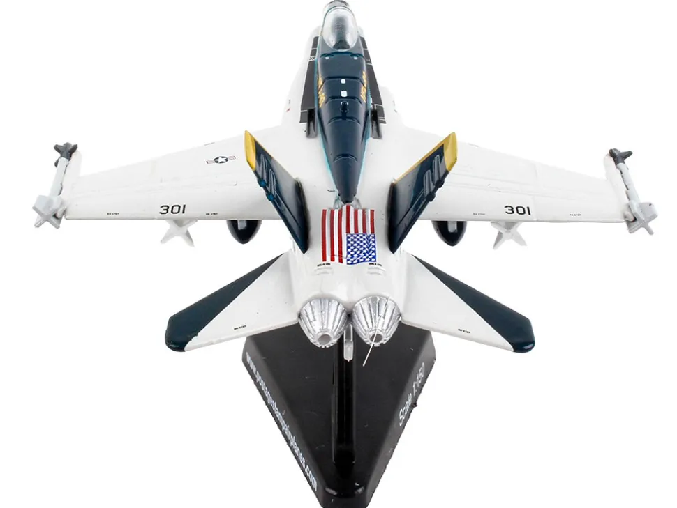 McDonnell Douglas F A 18C Hornet Fighter Aircraft VFA 83 Rampagers United States Navy 1/150 Diecast Model Airplane Postage Stamp PS5338-4