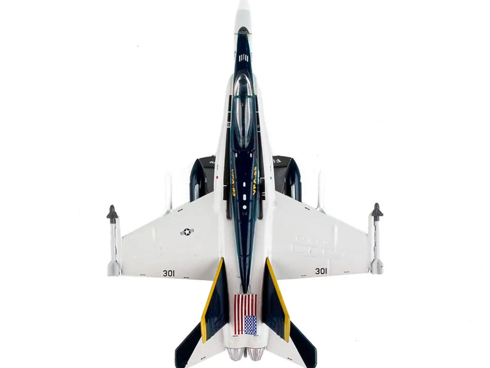 McDonnell Douglas F A 18C Hornet Fighter Aircraft VFA 83 Rampagers United States Navy 1/150 Diecast Model Airplane Postage Stamp PS5338-4