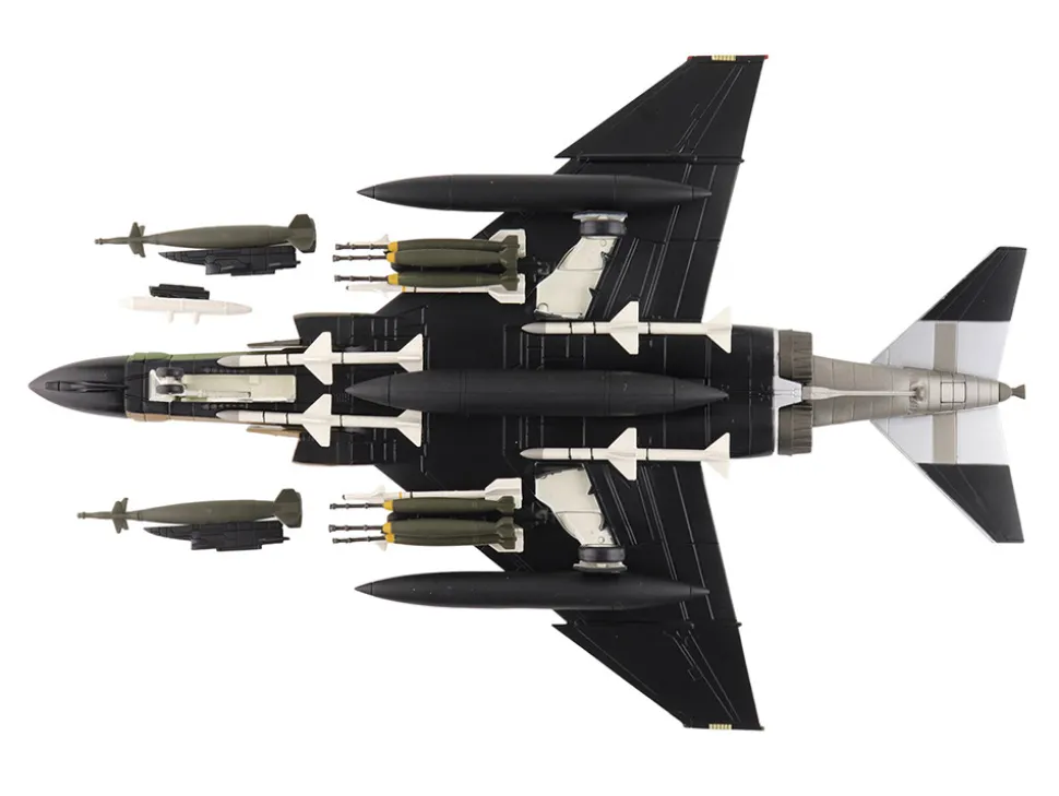 McDonnell Douglas F-4D Phantom II Fighter-Bomber Aircraft "66-8738, Night Owl, 497th TFS, Ubon RTAFB, Thailand" (1972) United States Air Force "Air Power Series" 1/72 Diecast Model by Hobby Master