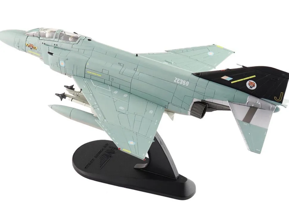 McDonnell Douglas F-4J(UK) Phantom II Fighter-Bomber Aircraft "ZE359, AF Wattisham, England" British Royal Air Force "Air Power Series" 1/72 Diecast Model by Hobby Master