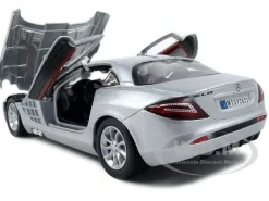 Mercedes Mclaren SLR Silver 1/24 Diecast Model Car Motormax 73306