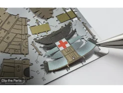Model Kit Bell UH-1 Iroquois Helicopter