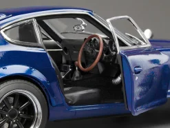1970 Nissan Fairlady Z (S30) RHD (Right Hand Drive) Midnight Blue Metallic 