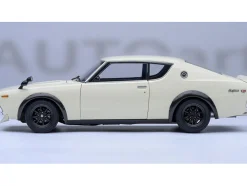 Nissan Skyline 2000GT-R (KPGC110) Tuned Version RHD (Right Hand Drive) White 1/18 Model Car by Autoart