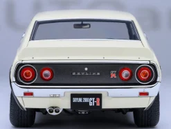 Nissan Skyline 2000GT-R (KPGC110) Tuned Version RHD (Right Hand Drive) White 1/18 Model Car by Autoart