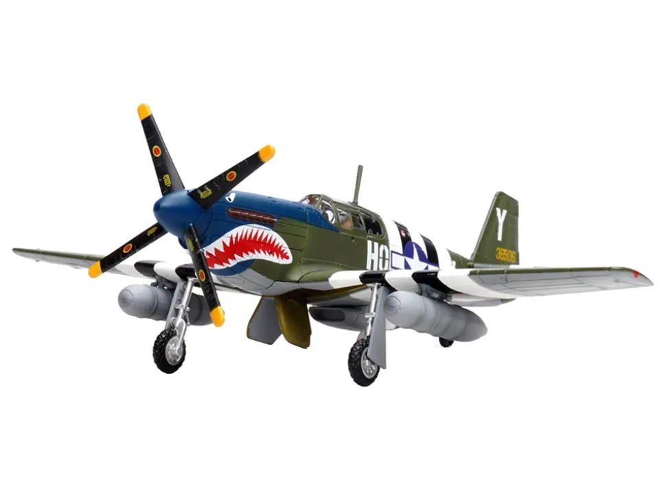 North American P-51B Mustang Aircraft "John Bennett, 487th Fighter Squadron, 352nd Fighter Group, Blue-Nosed Bastards of Bodney, RAF Bodney" (1944) United States Army Air Forces 1/72 Diecast Model Airplane by Legion