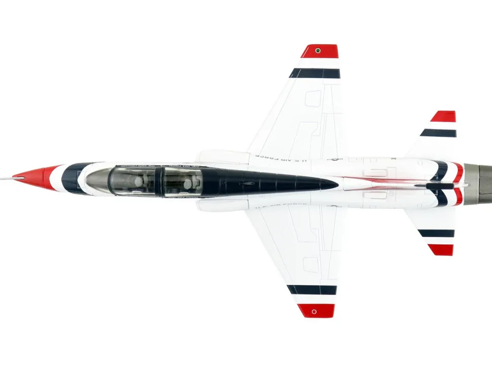 Northrop T-38 NASA Aircraft "#1, Thunderbirds" (1970s) United States Air Force "Air Power Series" 1/72 Diecast Model by Hobby Master