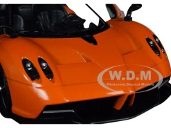 Pagani Huayra Roadster Orange 1/24 Diecast Model Car Motormax 79354