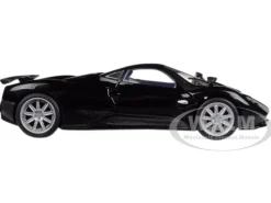 Pagani Zonda F Black 1/24 Diecast Car Model Motormax 73369