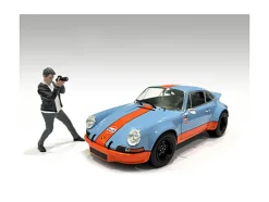 Photographers Figure #6 for 1/18 Scale Models by American Diorama