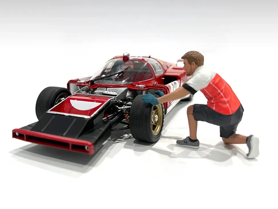 Race Crew Figure #1 for 1/18 Scale Models by American Diorama