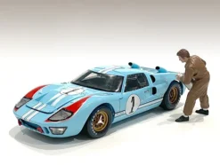 Race Day 1 Figurine VI for 1/18 Scale Models American Diorama 76288