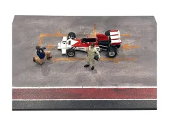 Race Day Two Diecast Figures Set 1 1/43 Scale Models American Diorama 38359