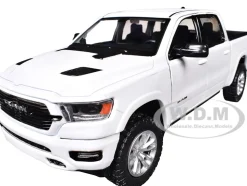 2019 RAM 1500 Laramie Crew Cab Pickup Truck White 