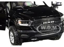 2019 RAM 1500 Laramie Crew Cab Pickup Truck Black 1/24 Diecast Model Car Motormax 79357