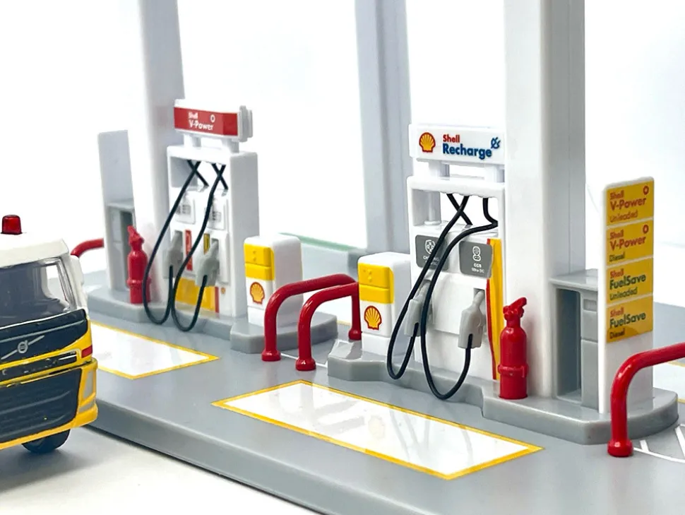 Shell Gas Station Playset with Volvo Oil Tanker and Volvo Tow Truck Diorama Set