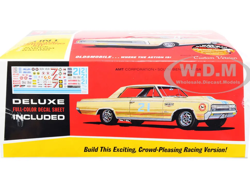 Skill 2 Model Kit 1964 Oldsmobile Cutlass 442 Hardtop 3-in-1 Kit 1/25 Scale Model AMT AMT1066