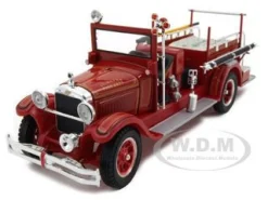 1928 Studebaker Fire Engine 1/32 Diecast Model Car Signature Models 32347