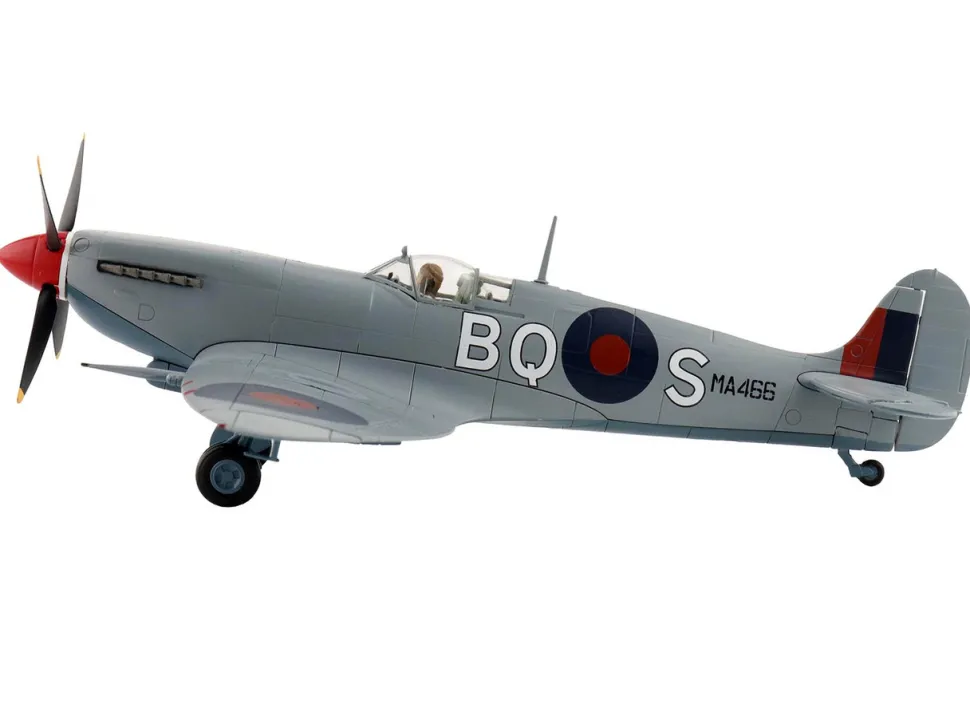 Supermarine Spitfire Mk IXc Fighter Aircraft "MA466, BQ-S, No. 451 Squadron, Corsica" (1944) Royal Australian Air Force "Air Power Series" 1/48 Diecast Model by Hobby Master