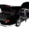 Toyota Century RHD Right Hand Drive Black 1/18 Model Car Autoart 78762