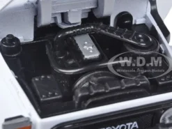 Toyota FJ40 Land Cruiser White 