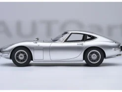 1967 Toyota 2000GT RHD (Right Hand Drive) Silver Metallic 1/18 Model Car by Autoart