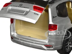Toyota Land Cruiser Silver Metallic with Sun Roof 1/24 Diecast Model Car H08222-SIL