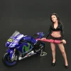 Umbrella Girl I Figure For 1:24 Scale Models American Diorama 77485
