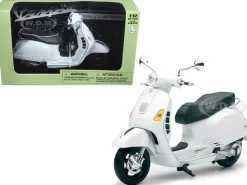 Vespa GTS 300 Super White Motorcycle 1/12 New Ray 57243B