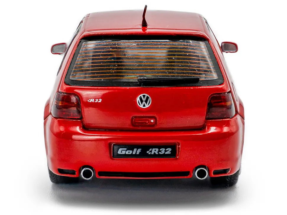 2003 Volkswagen Golf IV R32 Toronto Red 1/43 Diecast Model Car by Solido