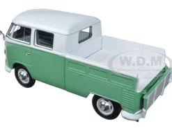 Volkswagen Type 2 (T1) Double Cab Pickup Truck White and Green 1/24 Diecast Model Car Motormax 79343