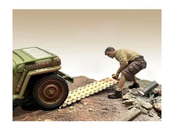 4X4 Mechanic Figure 2 with Board Accessory for 1/18 Scale Models American Diorama AD18012