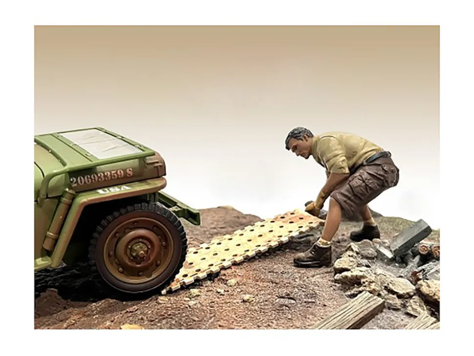4X4 Mechanic Figure 2 with Board Accessory for 1/18 Scale Models American Diorama AD18012